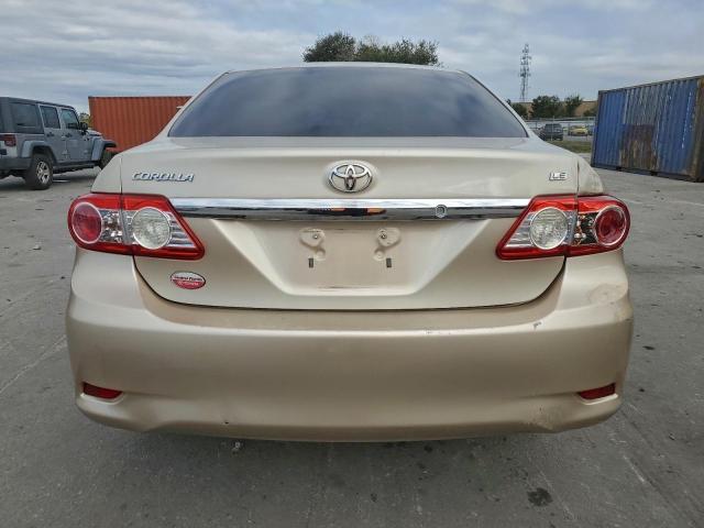 Toyota Corolla Base Image 3