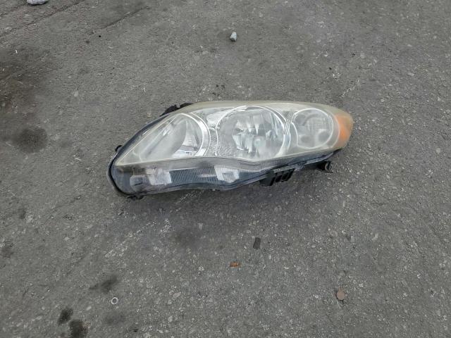 Toyota Corolla Base Image 8