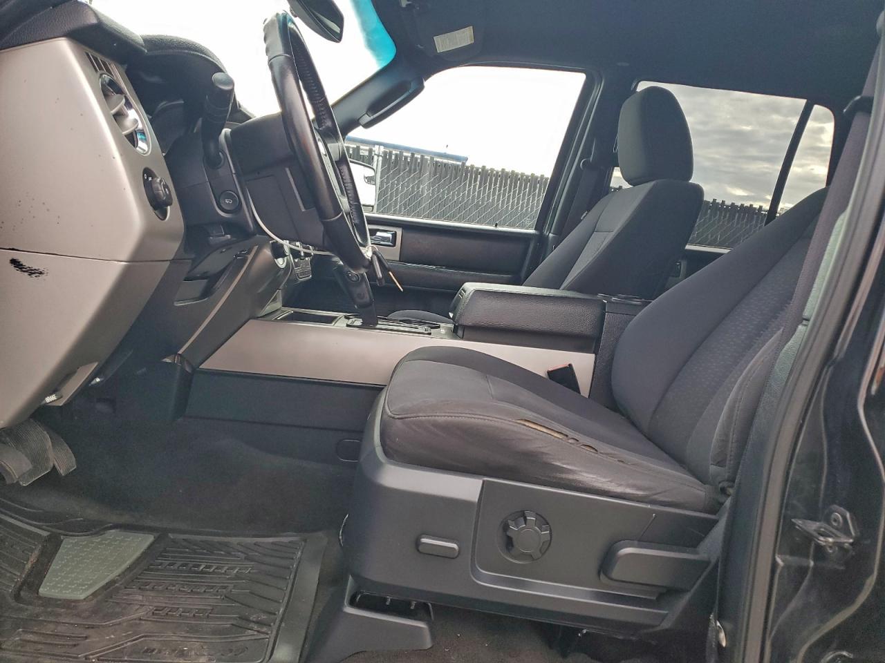 Ford Expedition El Xlt Image 4