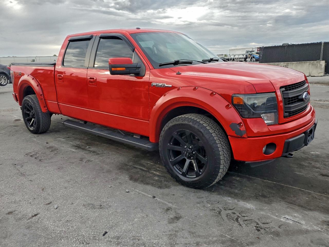 Ford F-150 Supercrew Image 7