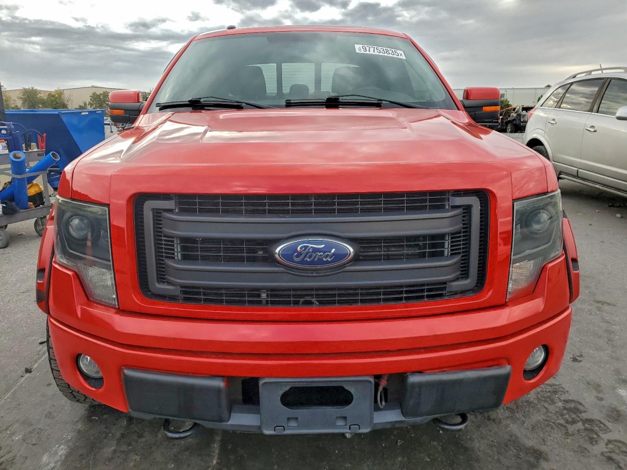 Ford F-150 Supercrew Image 4