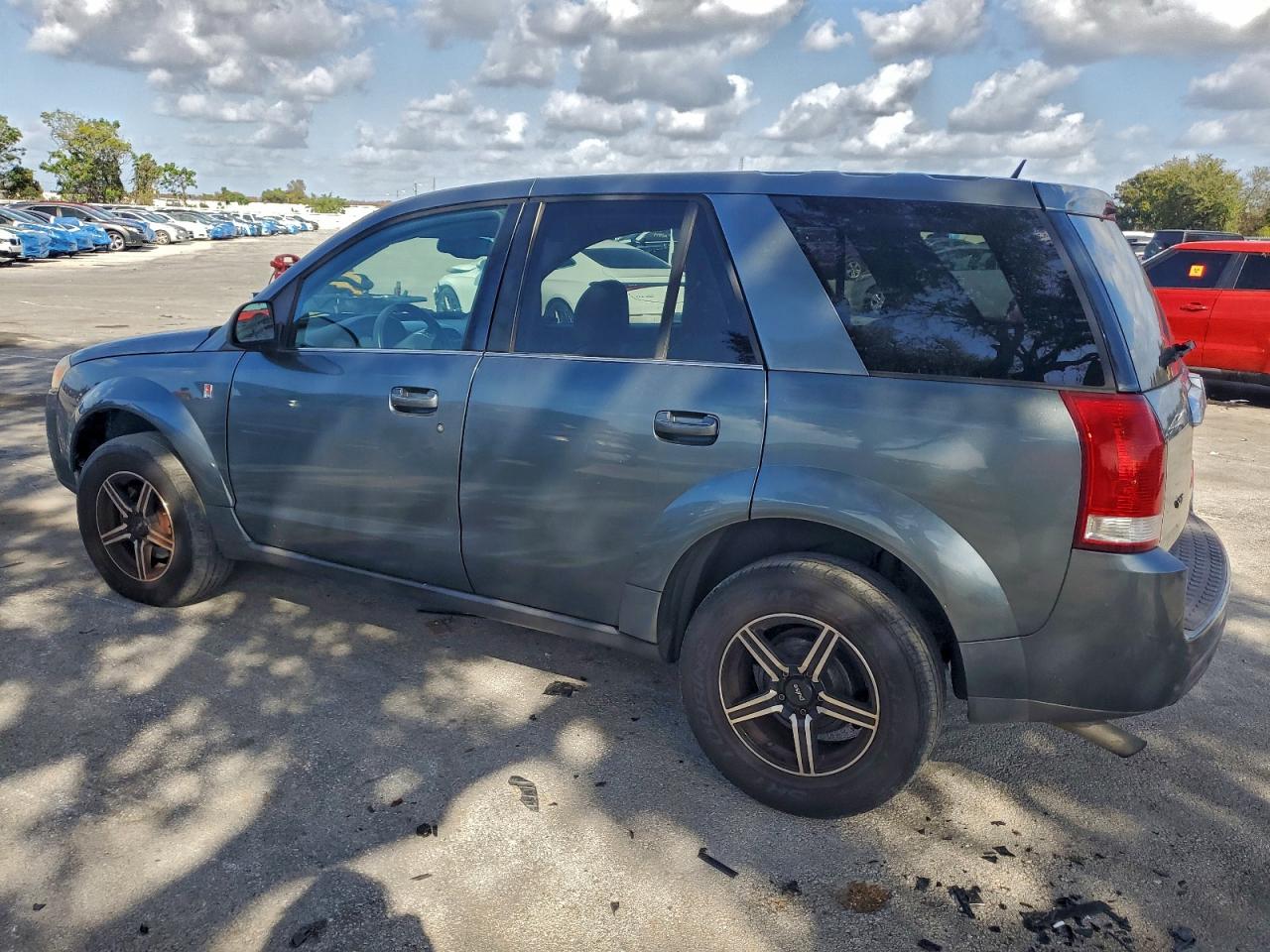Saturn Vue Image 9