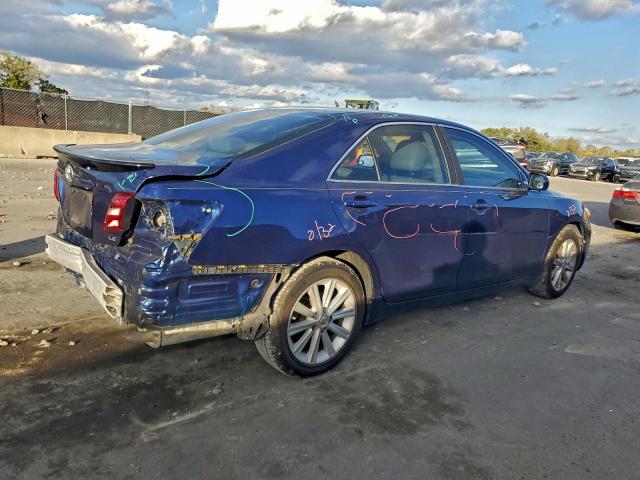 Toyota Camry Ce Image 12