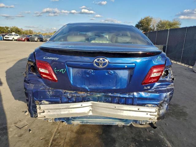 Toyota Camry Ce Image 10