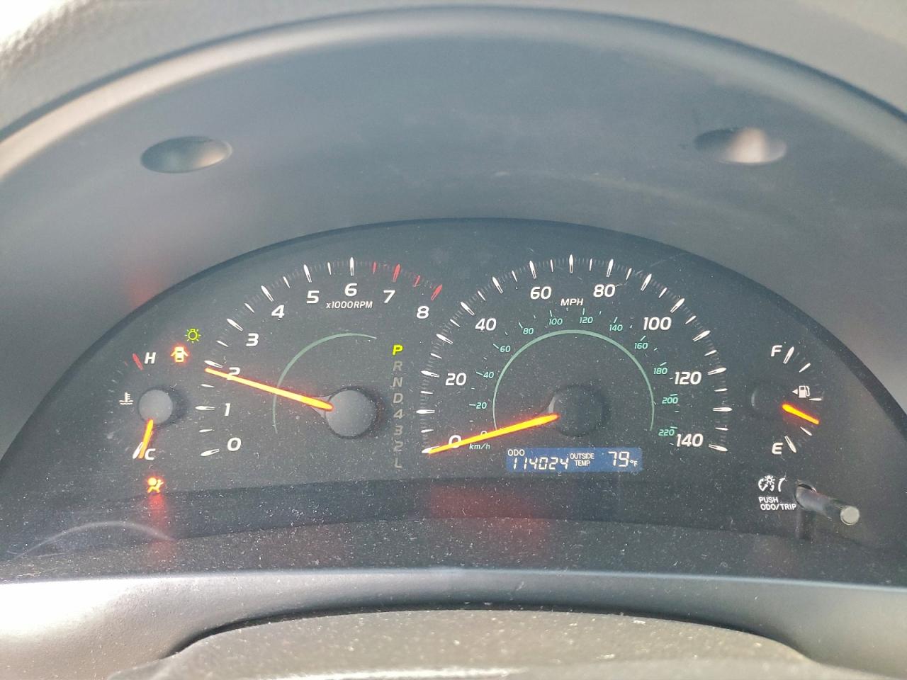 Toyota Camry Ce Image 4