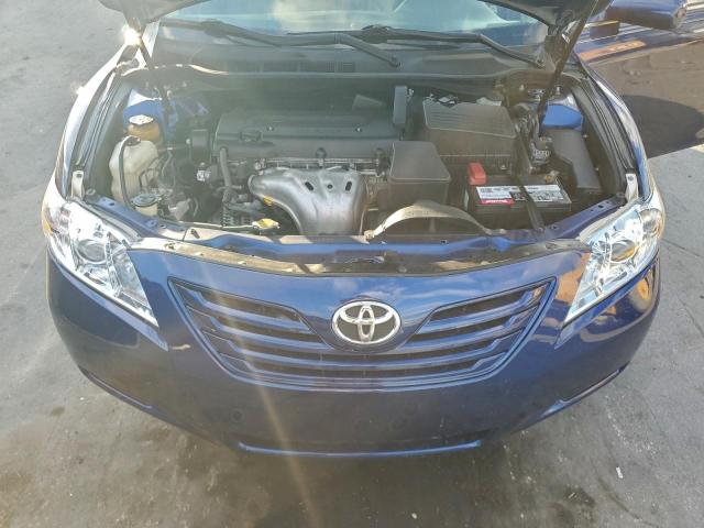 Toyota Camry Ce Image 6