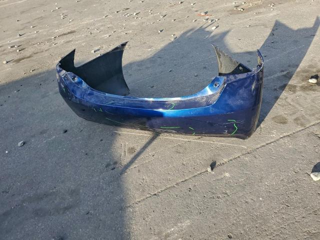 Toyota Camry Ce Image 8