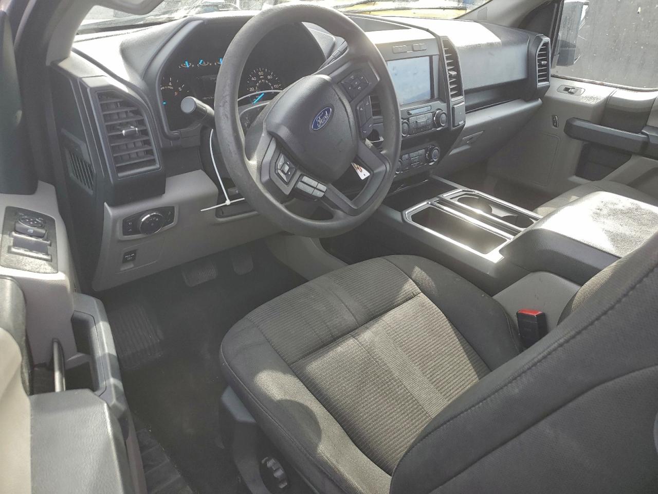 Ford F-150 Supercrew Image 7