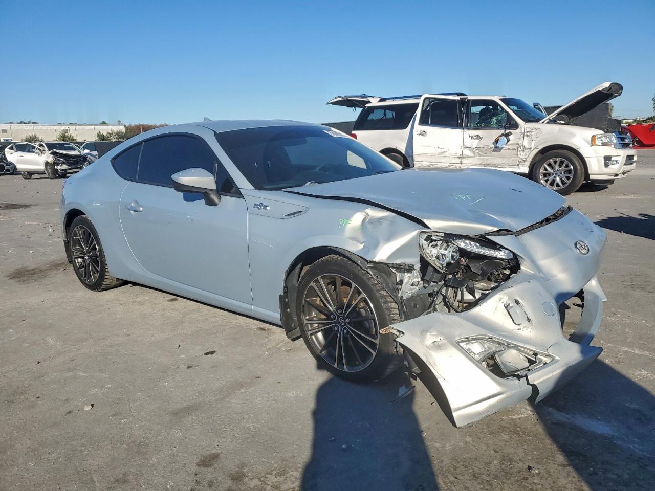 Toyota Scion Image 4