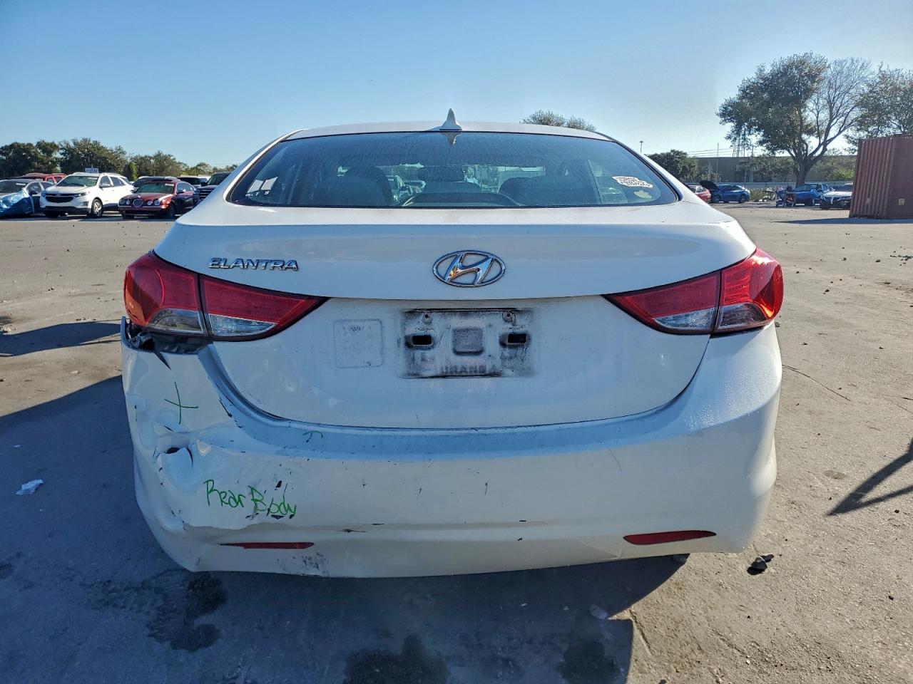 Hyundai ELANTRA Gls Image 12