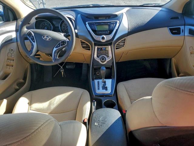 Hyundai ELANTRA Gls Image 7