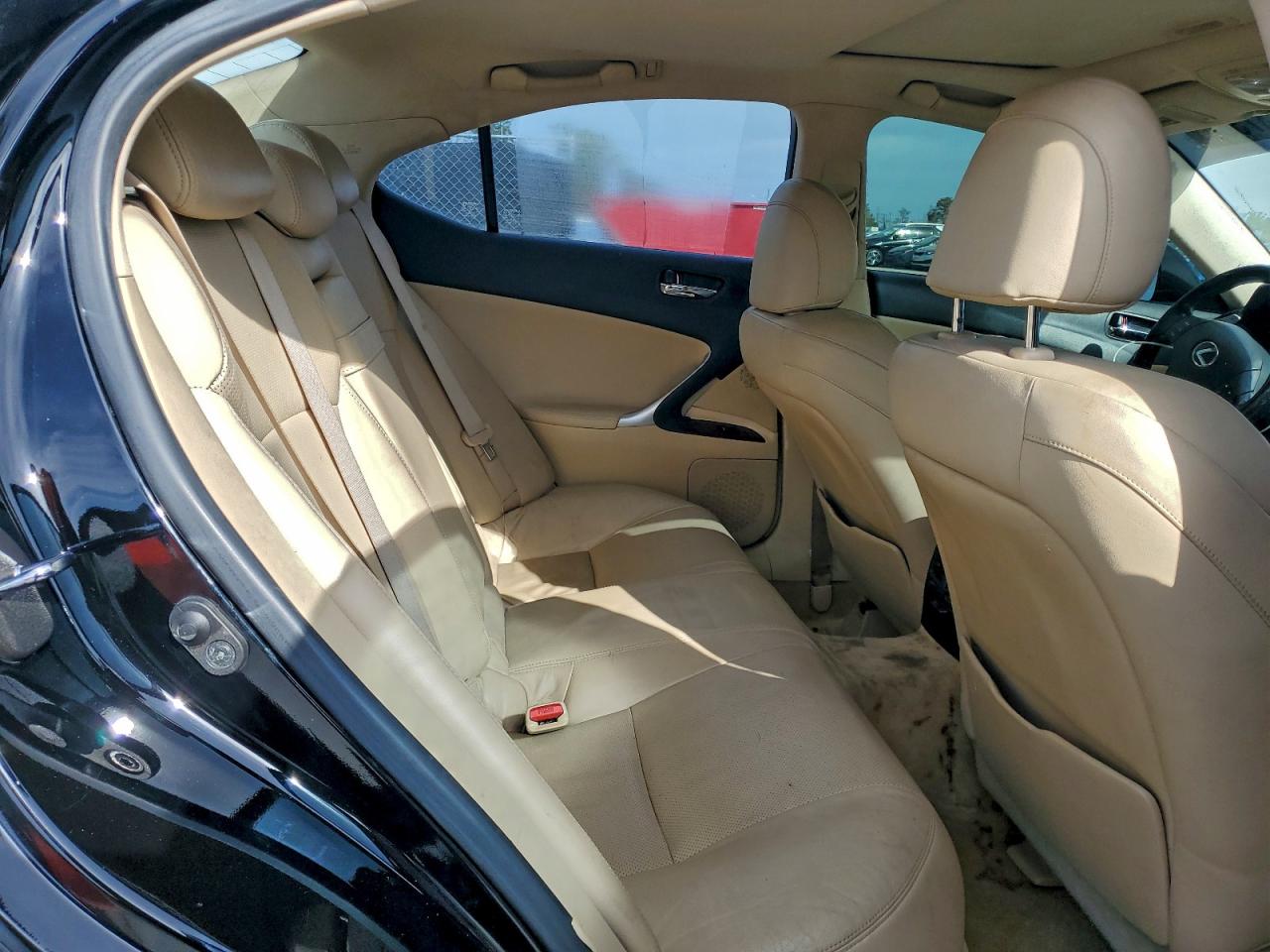 Lexus Is 250 Image 7