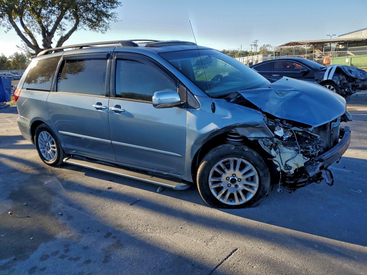 Toyota Sienna Xle Image 11