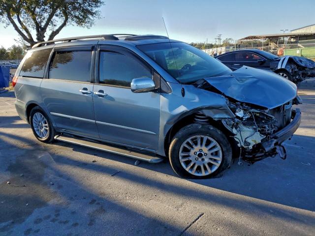 Toyota Sienna Xle Image 11