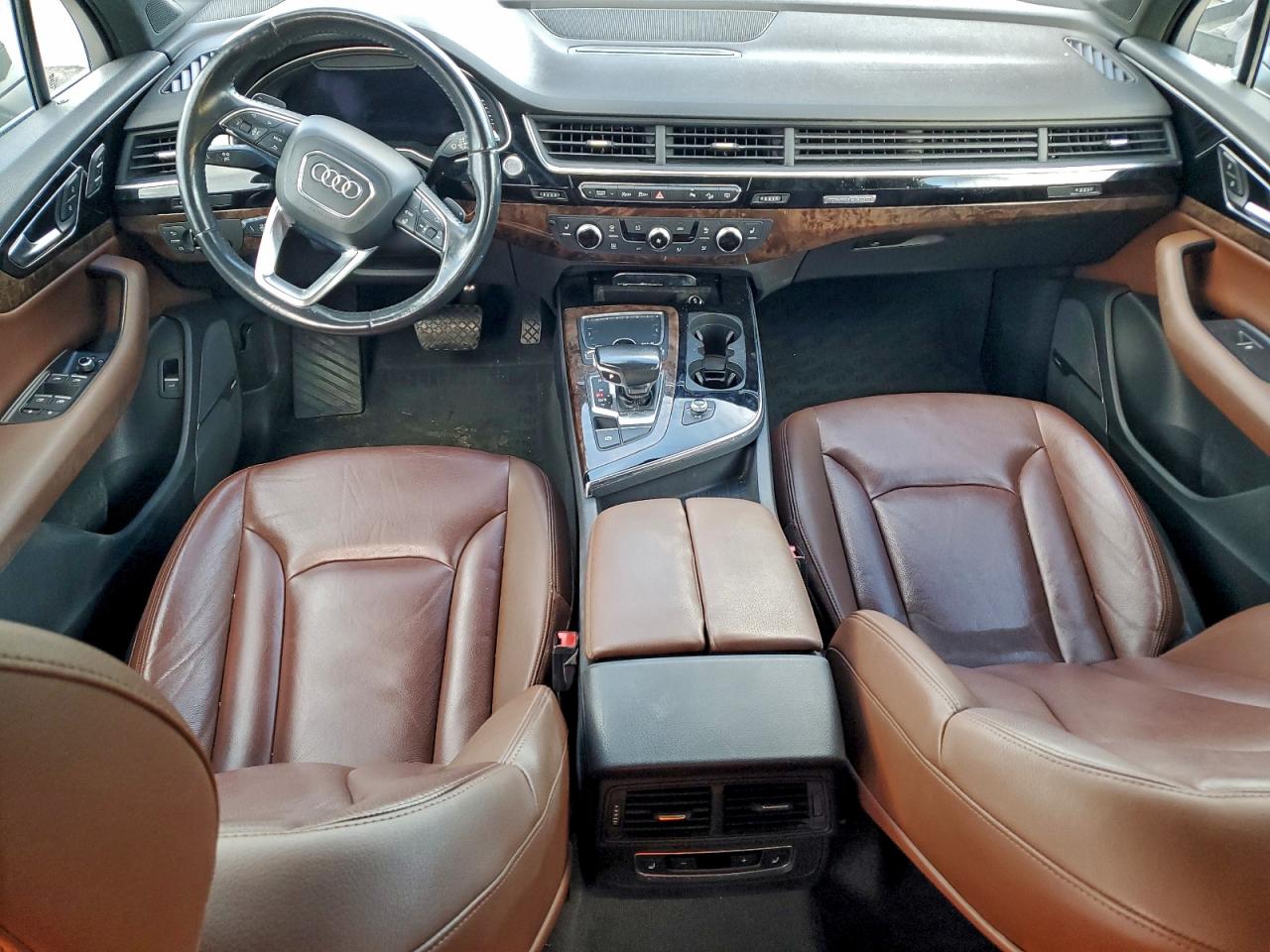 Audi Q7 Premium Plus Image 9