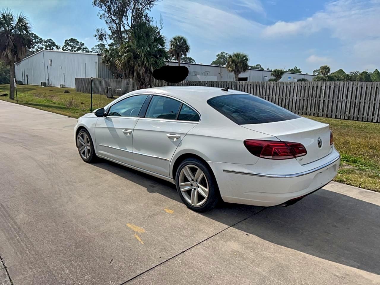 Volkswagen CC Sport Image 8