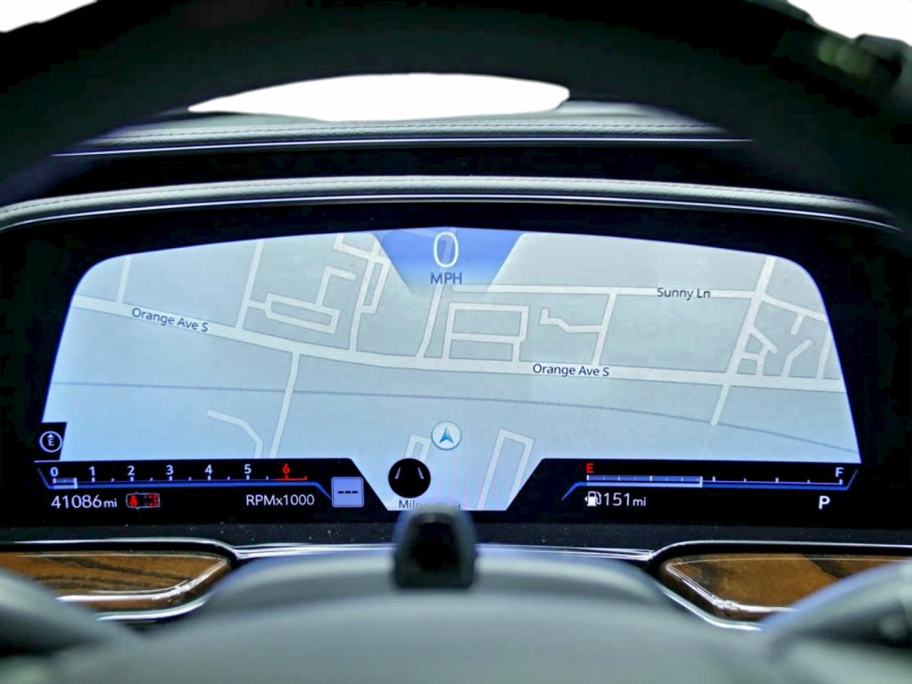 Cadillac Escalade Esv Sport Platinum Image 3