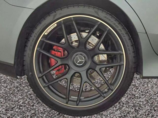 Mercedes-Benz G-Class 63 Image 5