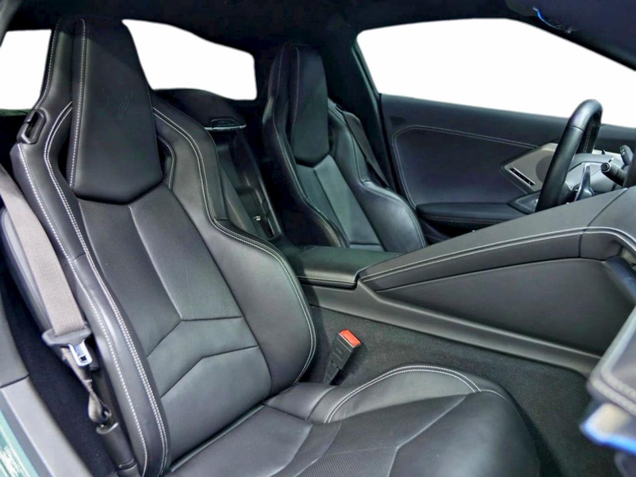 Chevrolet Corvette Stingray 2lt Image 10