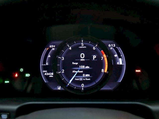 Lexus Es 350 F Sport Handling Image 4