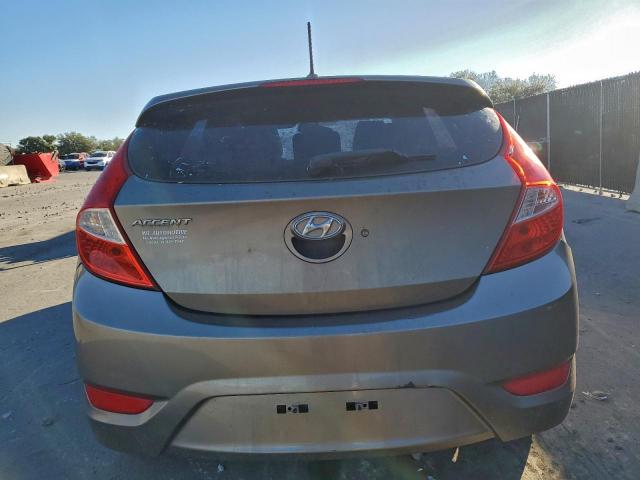 Hyundai ACCENT Gls Image 2