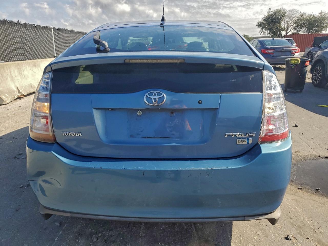 Toyota Prius Image 3