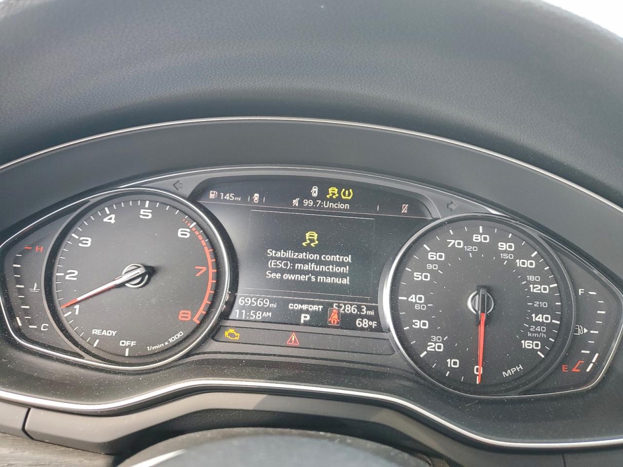 Audi A4 Premium Image 10