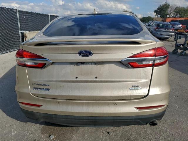 Ford Fusion Se Image 8