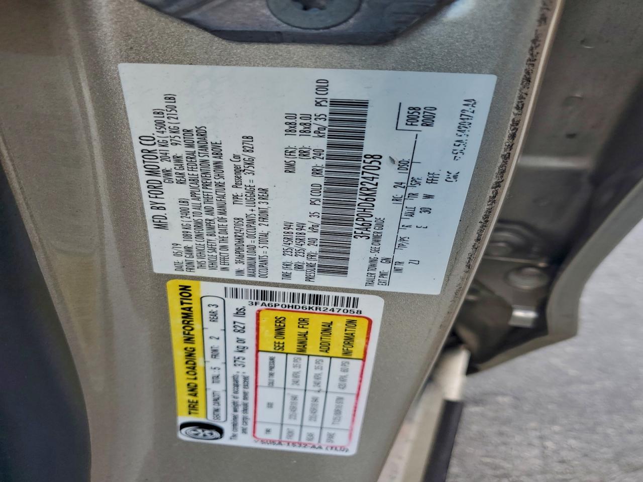 Ford Fusion Se Image 9