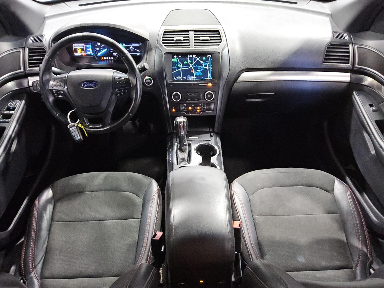 Ford Explorer Xlt Image 7