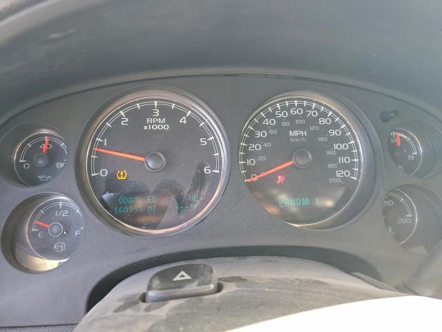 Chevrolet Suburban K2500 Ls Image 10