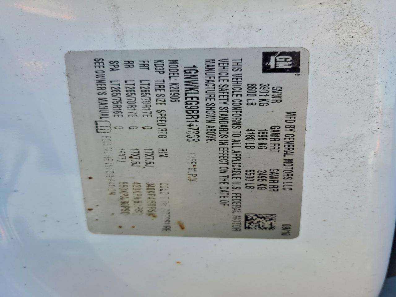 Chevrolet Suburban K2500 Ls Image 8