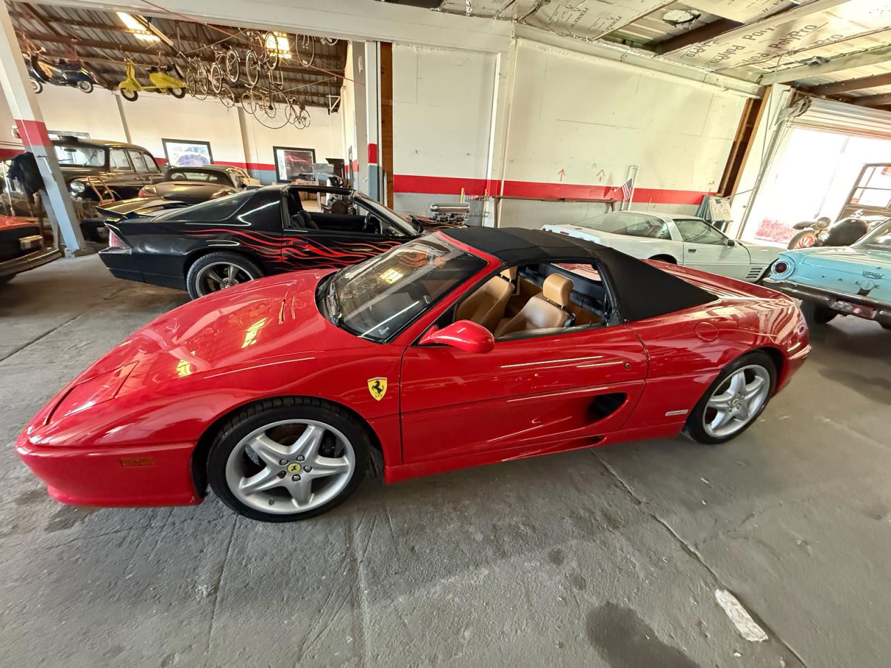 Ferrari F355 Spide Spider Image 12