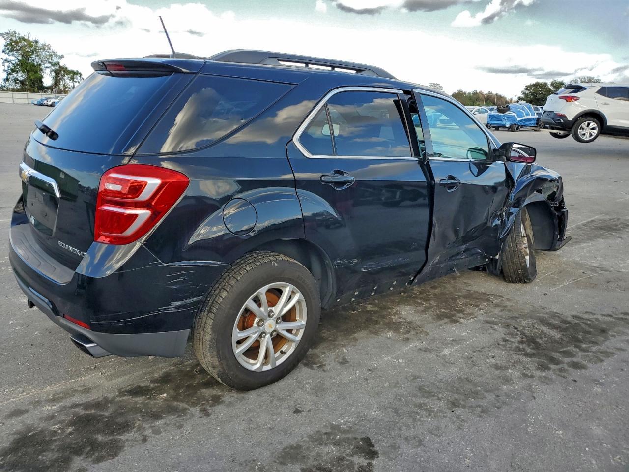 Chevrolet Equinox Lt Image 6