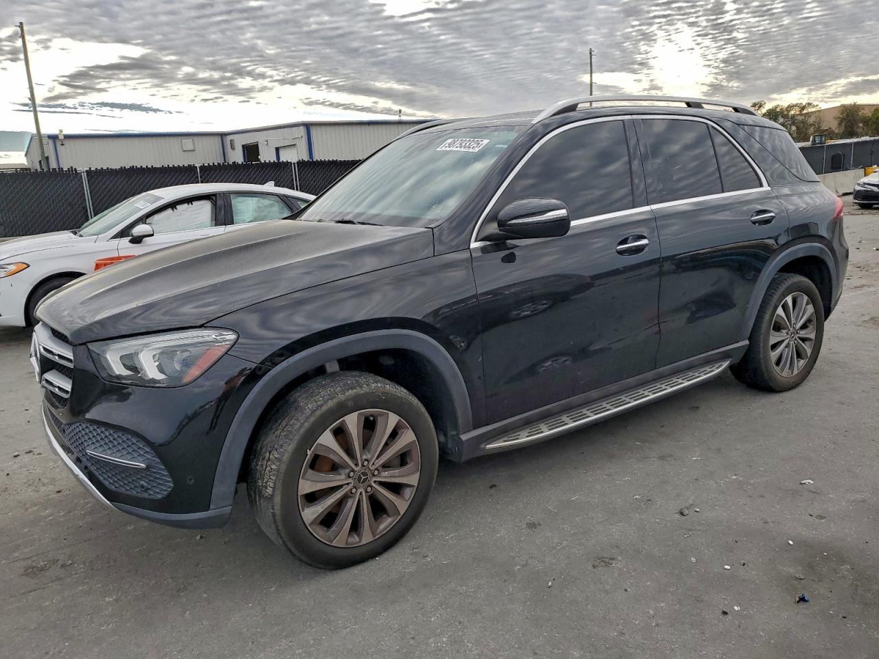 Mercedes-Benz GLE 350 4matic Image 1