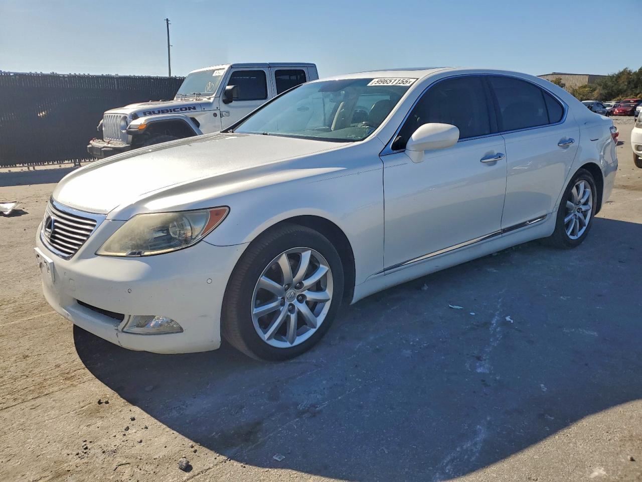 Lexus LS 460 Image 1