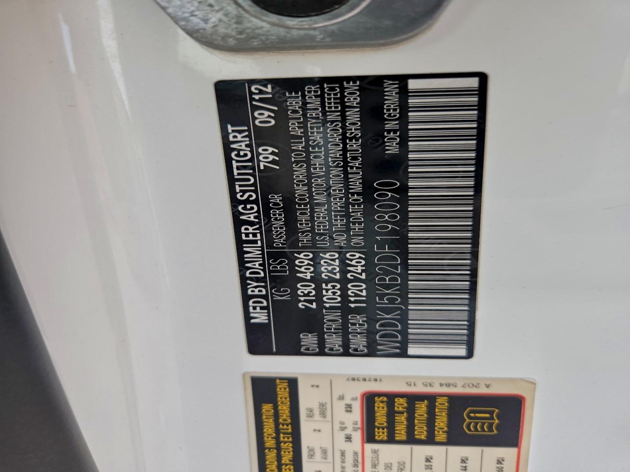 Mercedes-Benz E-Class 350 Image 11