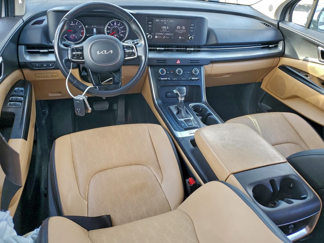 Kia Carnival Lx Image 7