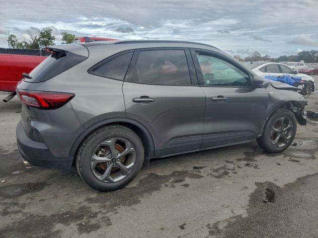 Ford Escape St Line Image 2