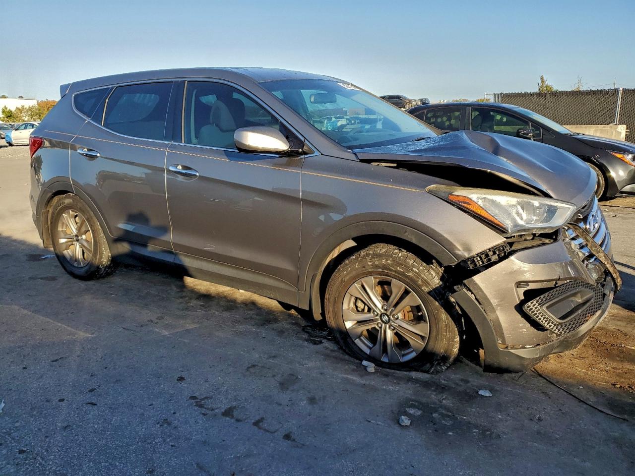 Hyundai SANTA FE Image 4