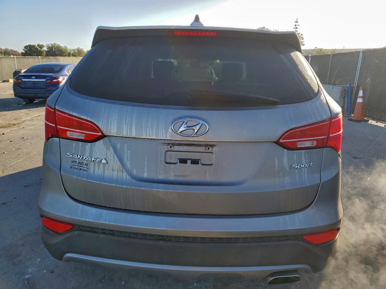 Hyundai SANTA FE Image 5