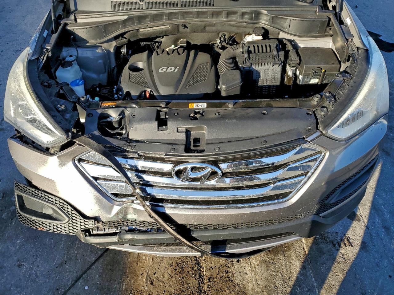 Hyundai SANTA FE Image 9