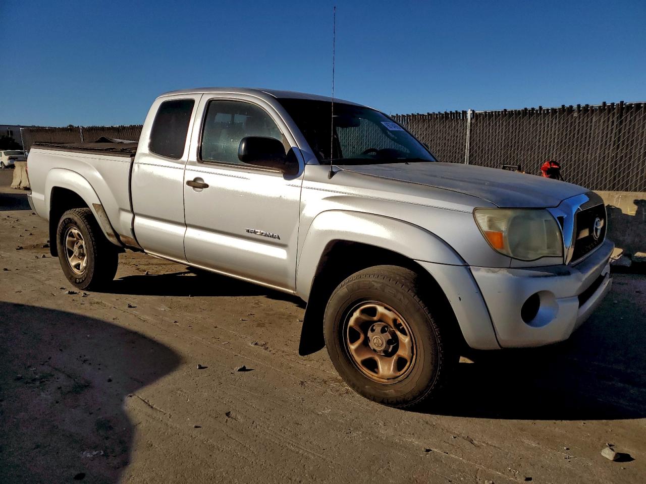 Toyota Tacoma Prerunner Access Cab Image 7