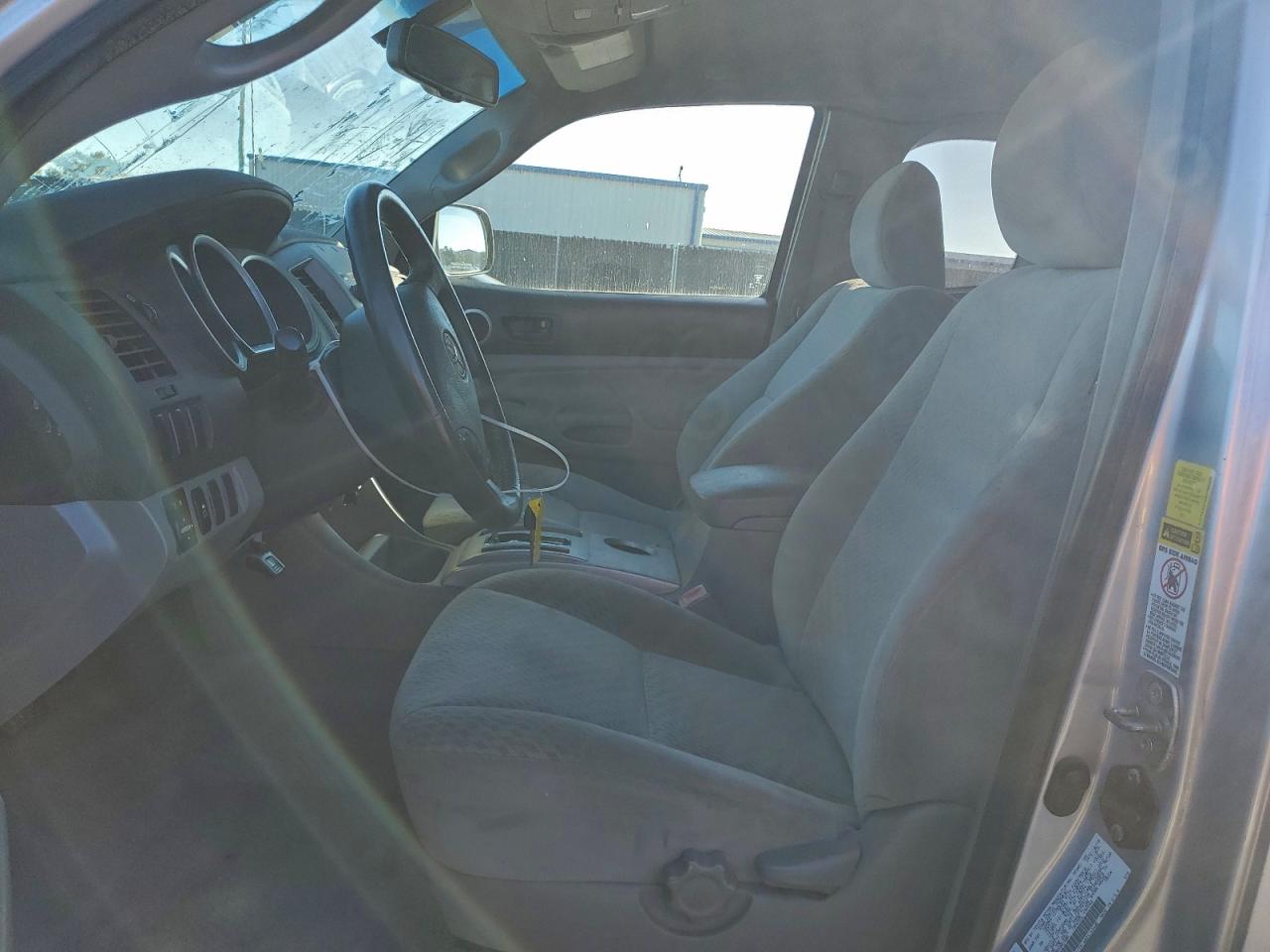 Toyota Tacoma Prerunner Access Cab Image 6