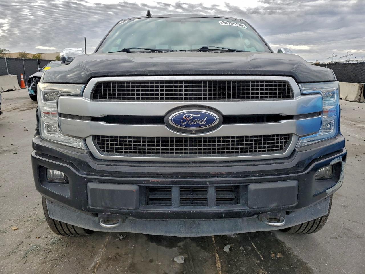 Ford F-150 Supercrew Image 2