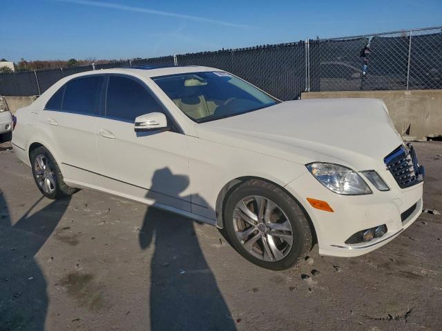 Mercedes-Benz E-Class 350 Image 9