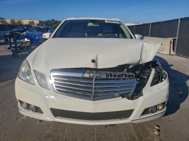 Mercedes-Benz E-Class 350 Image 10