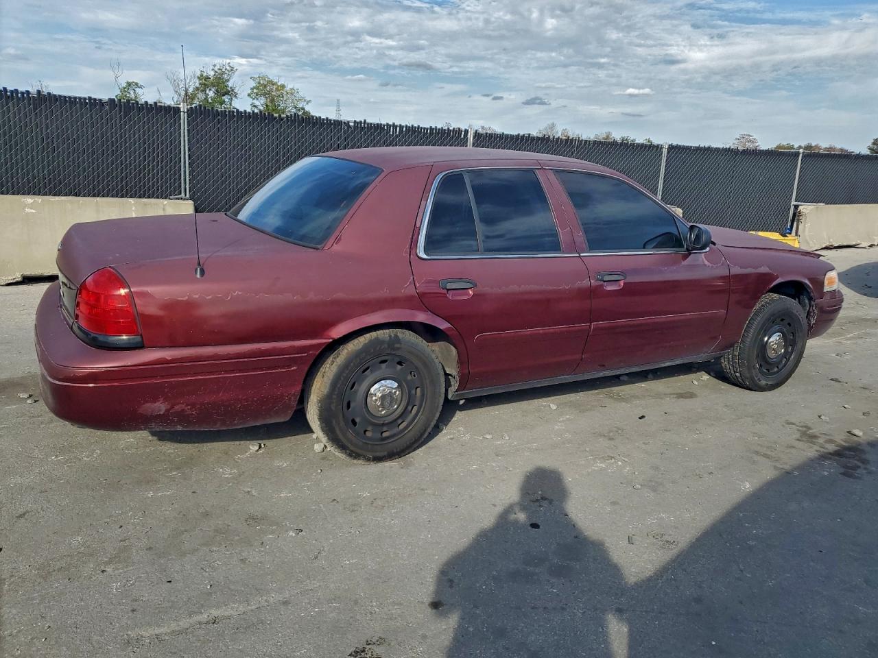 Ford Crown Vic Police Interceptor Image 7
