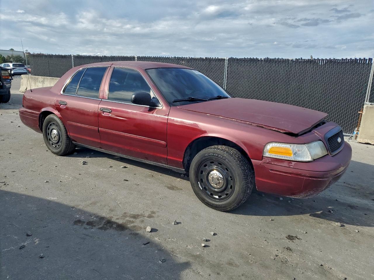Ford Crown Vic Police Interceptor Image 5