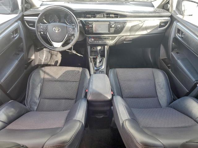 Toyota Corolla L Image 10